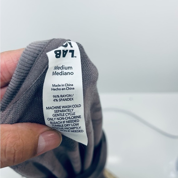 Women’s Joylab Thumb Hole Sweatshirt Tie Dye Iron Tan Gray French Terry ￼Medium - Picture 11 of 11